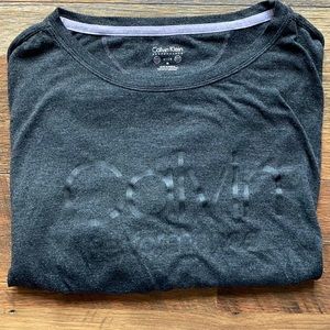 Calvin Klein 3/4 shirt